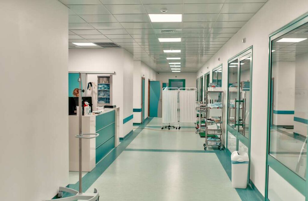hopital clinique