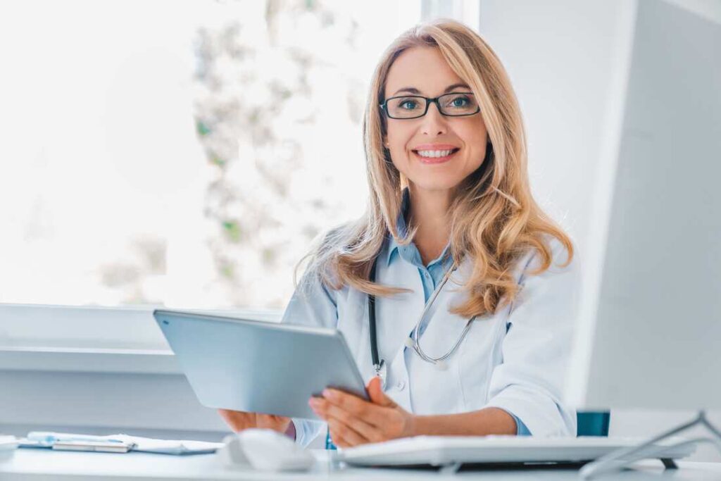 femme médecin